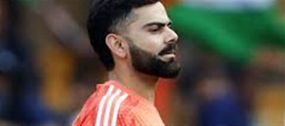 Virat Kohli reached Bangalore in a stylish look!