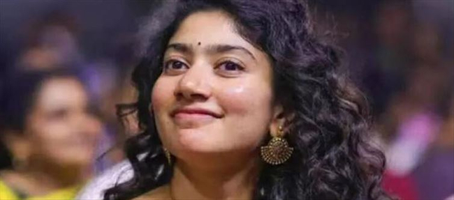 ఎల్లమ్మ స్టోరీ లీక్..హీరోయిన్ దే కీలకం!