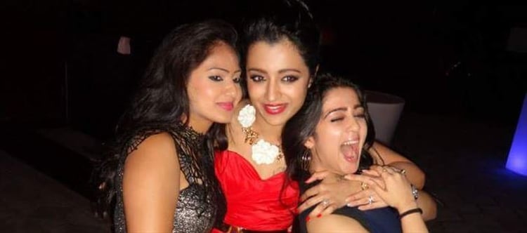 Simran Xxx - Nikesha Patel wishes Trisha on her Birthday