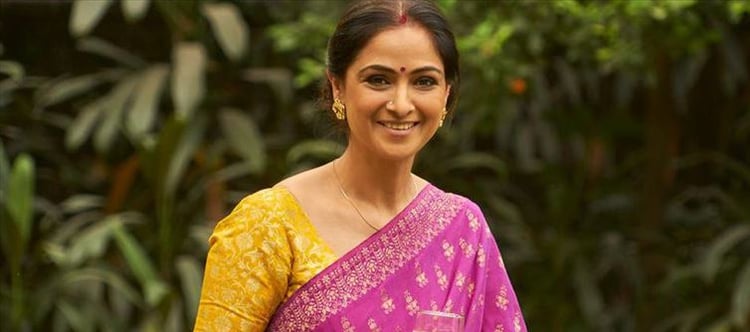 Simran: Are there so many actors who fell in love with Simr