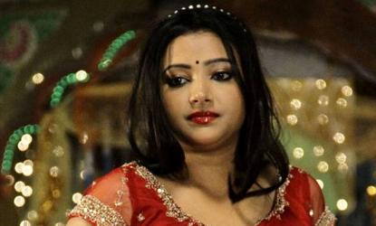 Xxx Telugu Heroine Anushka Marriage Six Videos - Politicians backing Swetha Basu Prasad