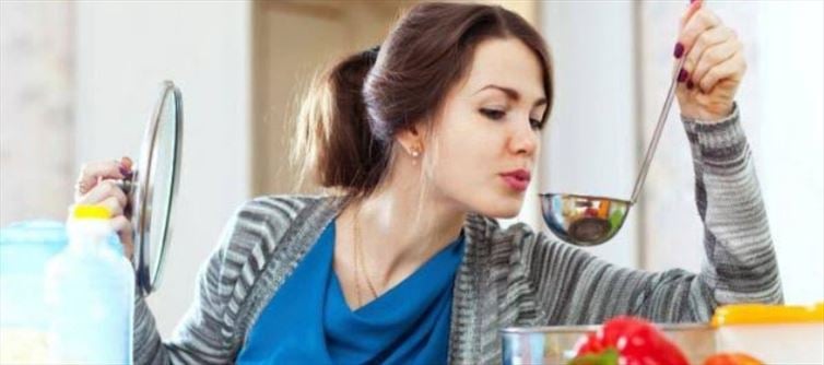 ఆడవాళ్లకు ఉపయోగపడే కొన్ని వంట ఇంటి చిట్కాలు మీకోసం..!