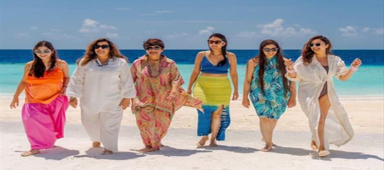 Where Is Parineeti's Husband in Maldives Vacation?