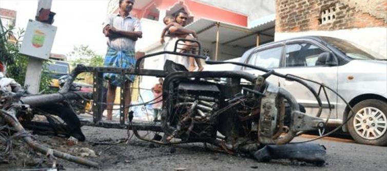 How Electric Vehicles get Fire Automatically? Is it safe to buy?