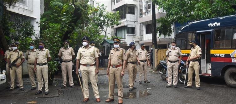 Maharashtra arrests 17 illegal immigrants from Bangladesh