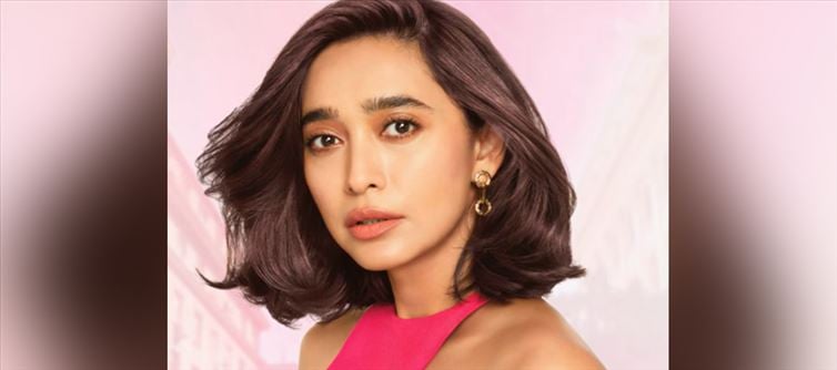 Actor Kept kissing Even After Scene Was Cut - Actress Shares Bad Experience