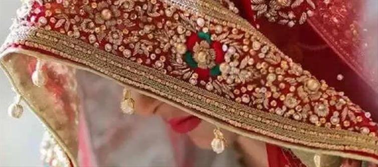 After Jaimala, Groom Was Going To Bathroom Again and Again and Bride Was Suspicious - SHOCKING TRUTH Revealed -