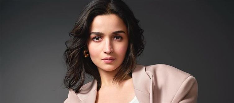 Alia Bhatt needs no introduction..!!!