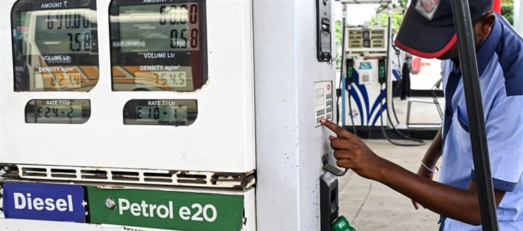 All petrol pumps should sell pure 100% unadulterated petrol at current rate - E20 Petrpl Should Be Sold At Lower Rate - Anything Else Is A SCAM