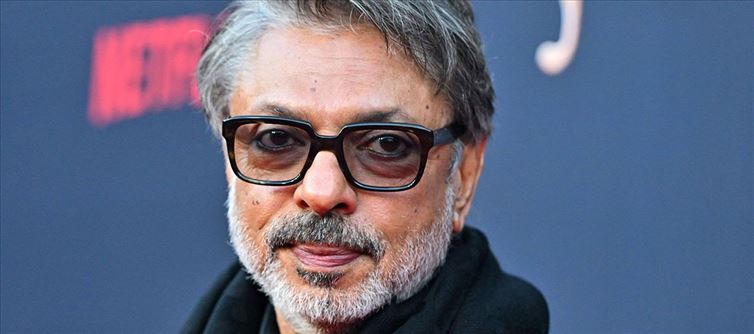 Sanjay Leela cried bitterly after listening to this song
