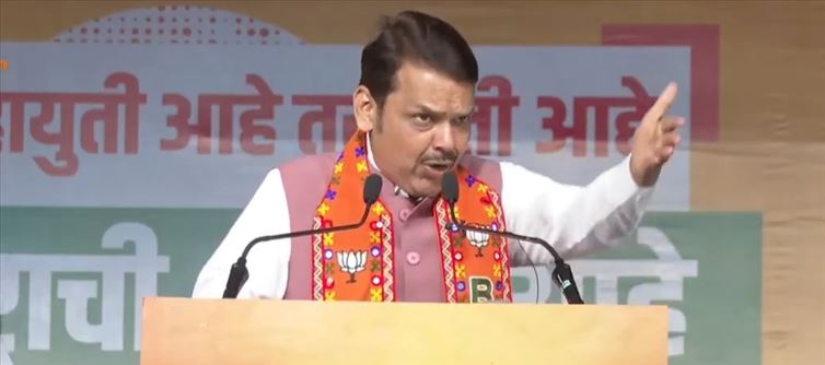 Devendra Fadnavis attacked NCP veteran Sharad Pawar, saying breaking parties was his “specialty”