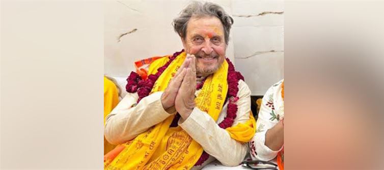 Fake Hinduism? Elon Musk Father Who Was Beef Eater, Had Children With Own Step Daughter Was Given VVIP Treatment in Ayodhya