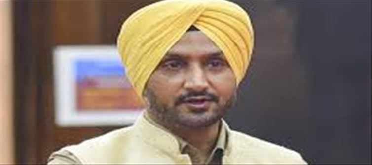 Harbhajan Appeals to West Bengal Governor and CM Over Delay in Justice