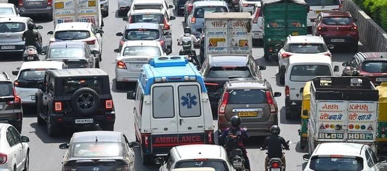 Have Unpaid Traffic Challans? Your Driving License will be Suspended