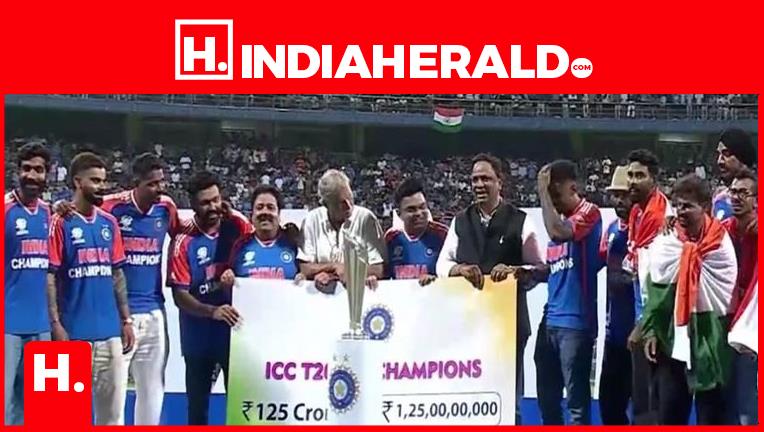 Indian cricket team who made the country proud... Rs. BCCI