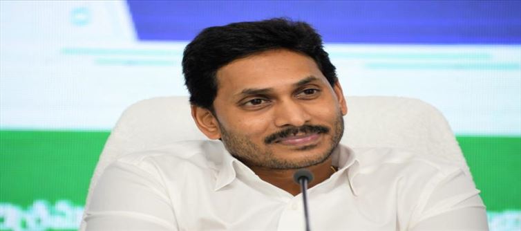 జగన్ అంటే ఆ కేంద్ర మంత్రికి ఎంత ప్రేమో..?