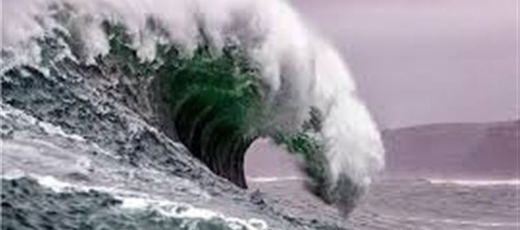 Mega tsunami to hit Japan tomorrow..!? Disaster at its peak?