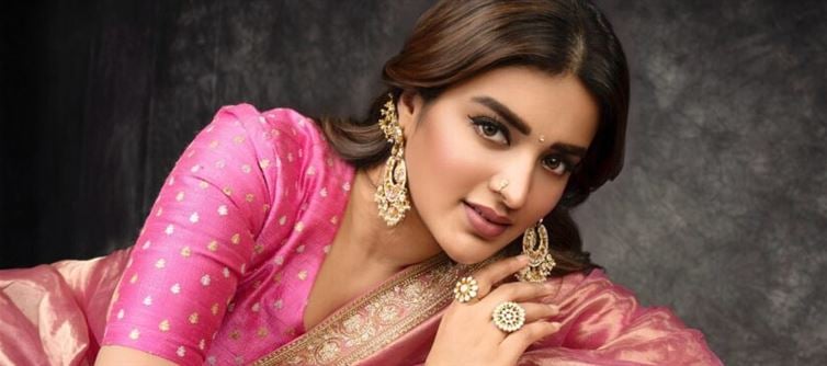 Nidhhi Oozes Oomph In Pink Silk Saree - Photos