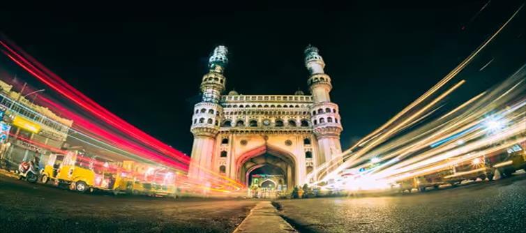 హైదరాబాద్‌ ఔటర్‌ రింగ్‌రోడ్డు ఎక్కుతున్నారా.. ఐతే వాచిపోవాల్సిందే?