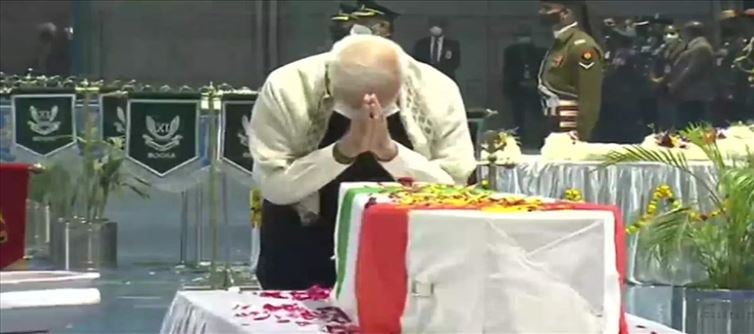 PM Modi leads the nation by paying tribute to CDS General Bipin Rawat