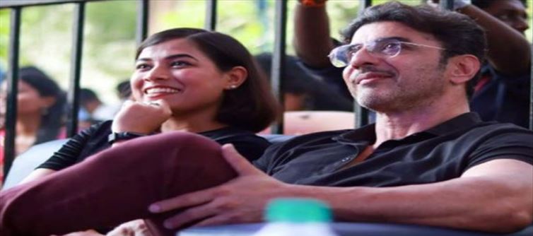 Prithviraj's Relationship with Sheetal Ends.!