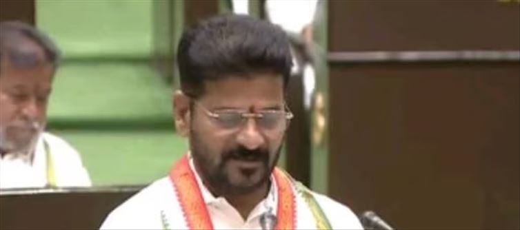 రాహుల్ గాంధీని రేవంత్ రెడ్డి సంతోషపెట్టినట్టేనా?