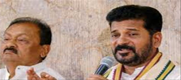 Revanth Reddy's big strategy for Loksabha elections..!?