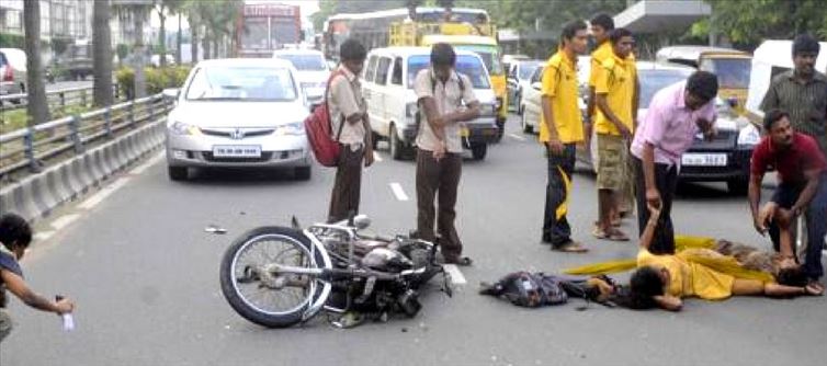 Rs 5000 to Admit People who got into Accident..? Getting any ideas?