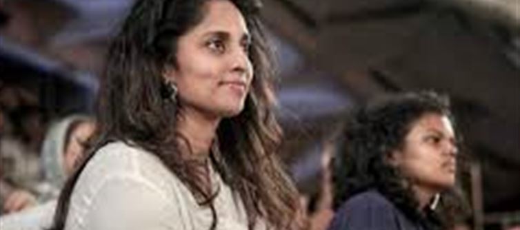 Shalini watches 'Good Bad Ugly' with her daughter at Rohini Theatre!?