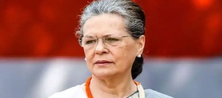 Breaking : సోనియా గాంధీ పిఏపై రేప్ కేసు నమోదు!