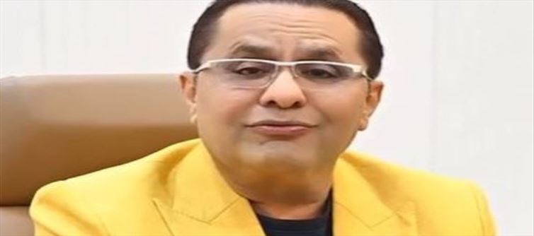 The wealthiest salesman, earning Rs 32 crore daily in India, named Business Is, began his journey on the road