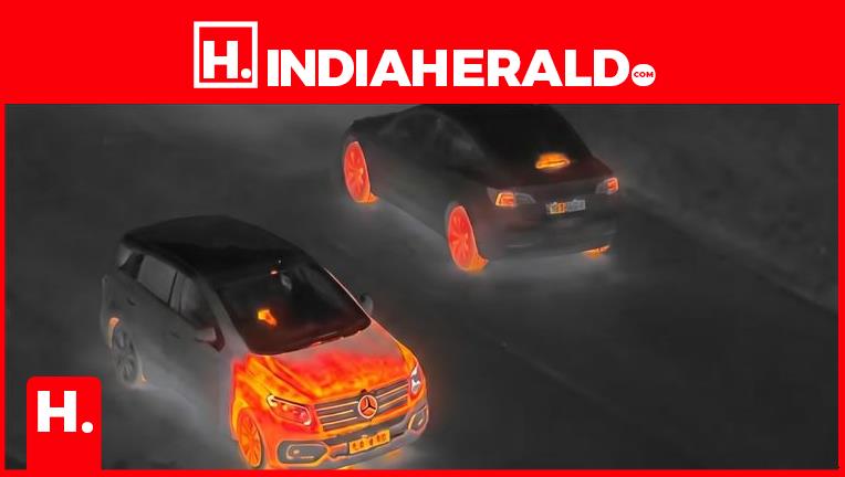 Thermal Image Just Humiliated Gasoline Cars Forever - Mercedes Hood = Furnace, Tesla = Cool as Ice