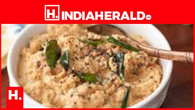 Vaazha Thandu (Banana Stem) Chutney recipe with tips and health benefits