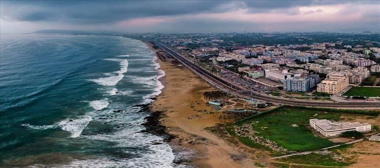విశాఖకు భారీగా రియల్‌ బూమ్‌.. ఎందుకంటే?