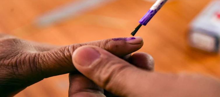 తెలంగాణలో దొంగ ఓట్ల కలకలం?