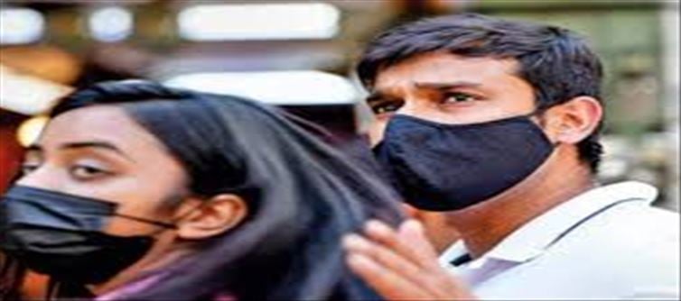Wearing a mask is mandatory in public places: TN Government..!?