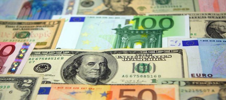 India's Foreign Exchange Reserves Jump $7.53 Billion to Record $674.91 Bilion