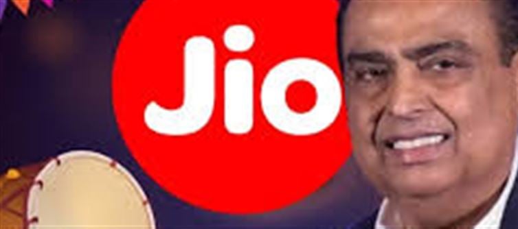 Mukesh Ambani's SUPERHIT Reliance Jio Plans: