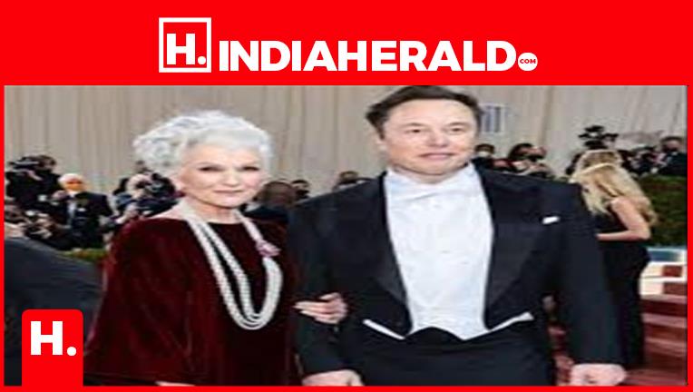 Why Elon Musk s mother sleep in the garage?