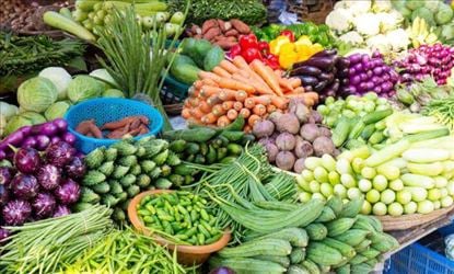 ఘోరం : కూరగాయల కోసం నిండు ప్రాణం తీసేసాడు..?