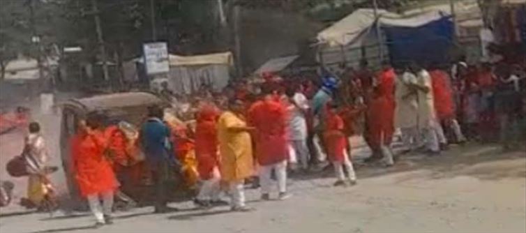 जशपुर में श्रद्धालुओं की तेज रफ्तार कार की चपेट में आने से एक की मौत