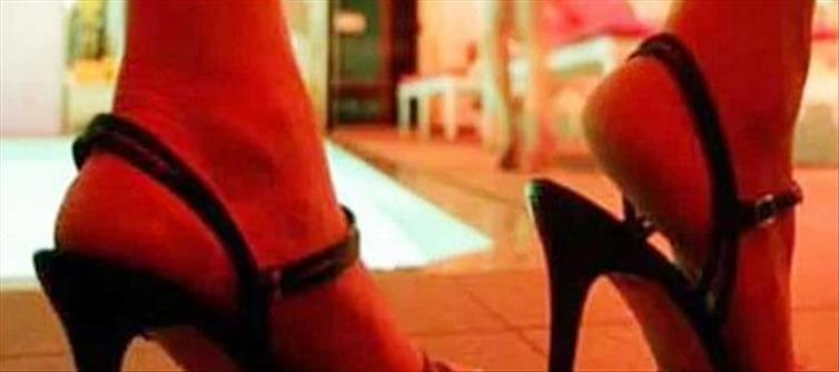 Kanpur Honey Trap, Videos Friends On Facebook, Recovered 29 Lakhs By Blackmail