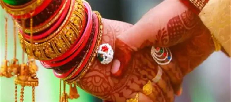 భారీ ఆస్తులు ఉన్నా.. ఆ ఊరీ అబ్బాయిలు మాకొద్దంటున్న అమ్మాయిలు?