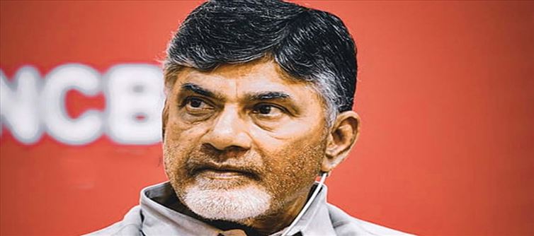 విజయవంతంగా చంద్రబాబు జనానికి టోపీ పెట్టేశారా?