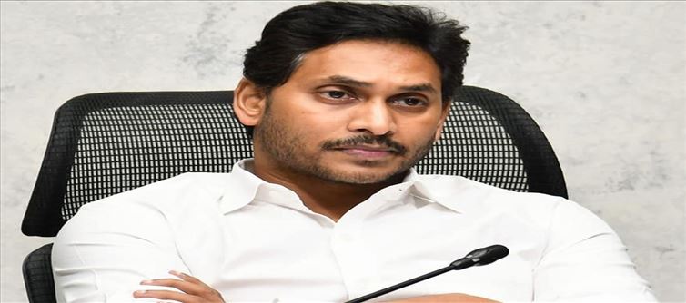 జగన్ ఫ్యూజ్ ఎగిరిపోయింది.. జాగ్రత్త పడాలి?