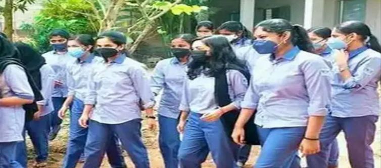 Bise*ual dress code to promote gender equality in schools!!!