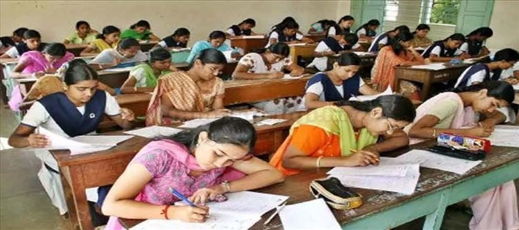 ఇంటర్ విద్యార్థులకు గుడ్ న్యూస్.. జంబ్లింగ్ విధానంలో ప్రాక్టికల్స్ రద్దు..