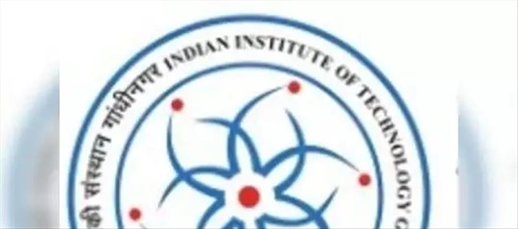 వారికీ అదిరిపోయే ఆఫర్ ఇచ్చిన ఐఐటీ!