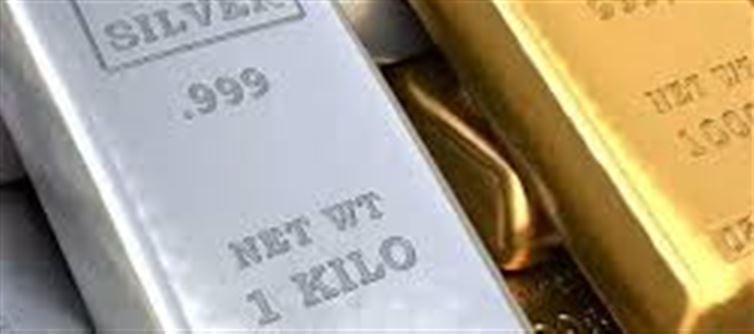 Gold Crash Alert: Prices Could Plunge from Rs 1,22,000 to Rs 77,700, Expert Warns Investors