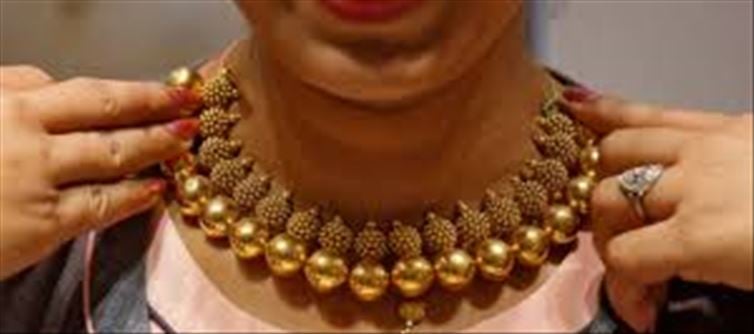 పసిడి ప్రియులకు బ్యాడ్ న్యూస్.. పెరిగిన బంగారం ధరలు..!!